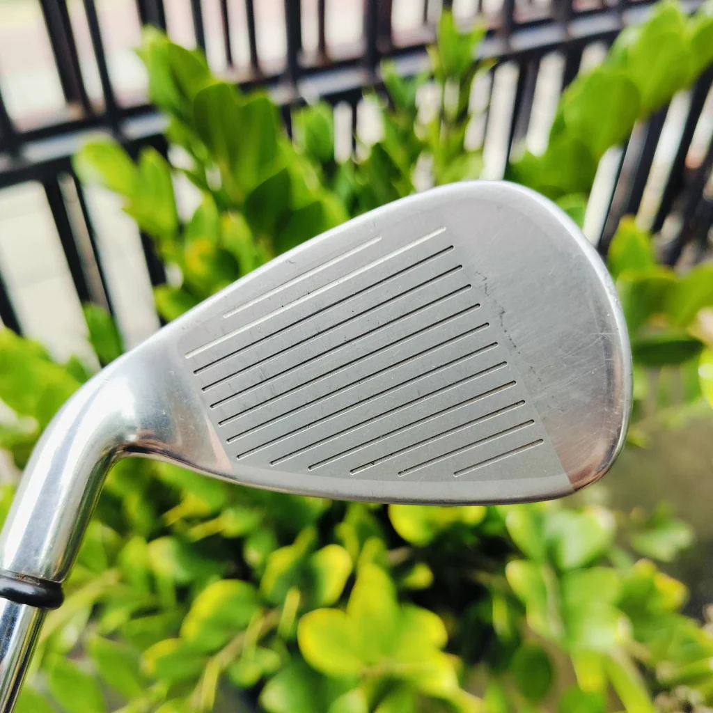 *มีตำหนิเพลทด้านหลังแตก* ชุดเหล็กหน้าเด้ง Callaway FUSION ตัวท๊อป มีแผ่นหน้าเด้งอีกชั้นที่หน้าไม้ ก้าน NS PRO 950 UNI FLEX ก้านเหล็กเบา ตีสบาย และแม่นยำ *** แค่ก้านก็คุ้มเกินคุ้มแล้ว *** ไม้กอล์ฟพรีเมี่ยมมือสอง ของแท้ By NakaraLuxurious *มีตำหนิเพลทด้านหลังแตก* ชุดเหล็กหน้าเด้ง Callaway FUSION ตัวท๊อป มีแผ่นหน้าเด้งอีกชั้นที่หน้าไม้ ก้าน NS PRO 950 UNI FLEX ก้านเหล็กเบา ตีสบาย และแม่นยำ *** แค่ก้านก็คุ้มเกินคุ้มแล้ว *** ไม้กอล์ฟพรีเมี่ยมมือสอง ของแท้ By NakaraLuxurious