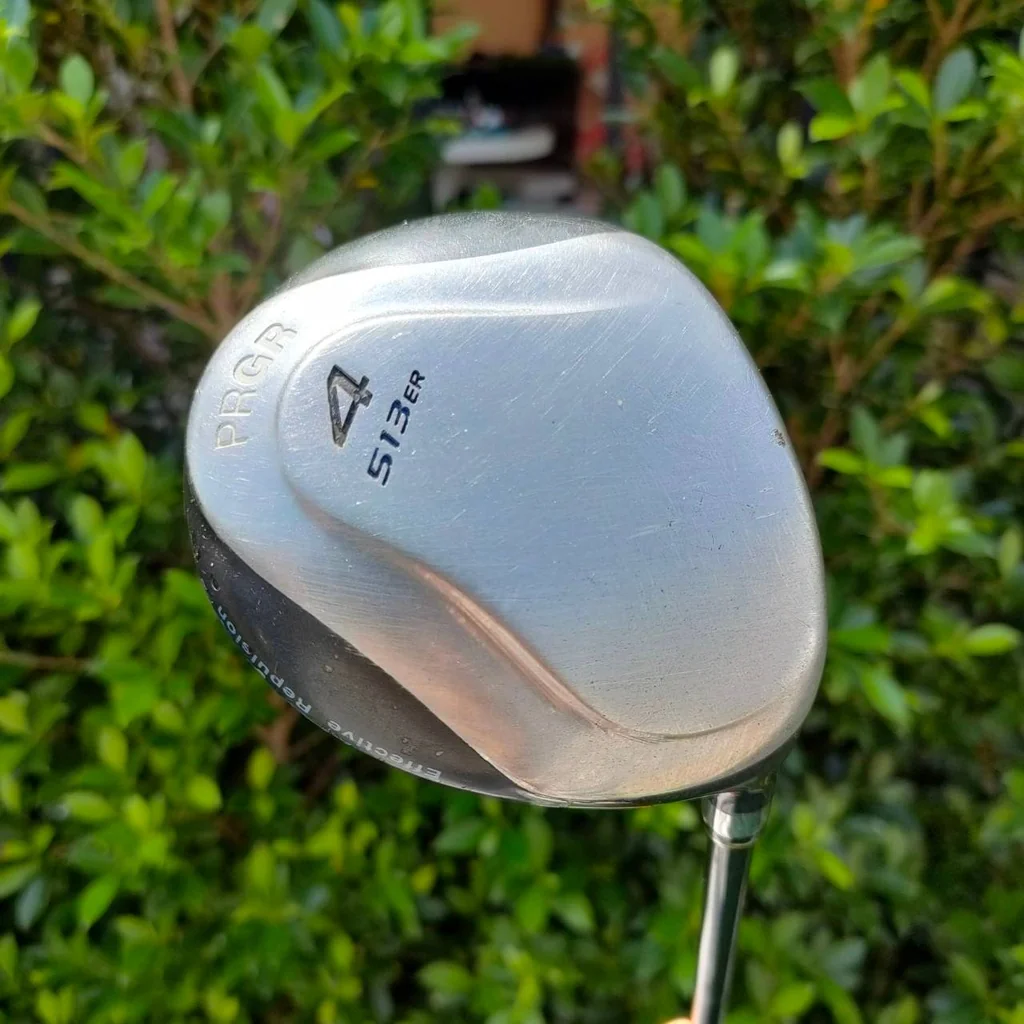 FW4 PRGR 513ER ก้าน OPTIMIZED FLEX BALANCE ระยะเกือบเท่าหัวไม้ 3 แต่องศาเปิดกว่า ทำให้ตีง่ายกว่ามากๆ ตีไกลกว่า FW5 เยอะ พรีเมี่ยมญี่ปุ่นครับ