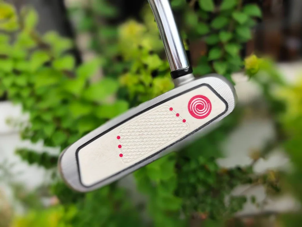 PUTTER ODYSSEY TWO-BALL WHITE HOT XG มีเส้นเล็ง PUTTER ODYSSEY TWO-BALL WHITE HOT XG มีเส้นเล็ง