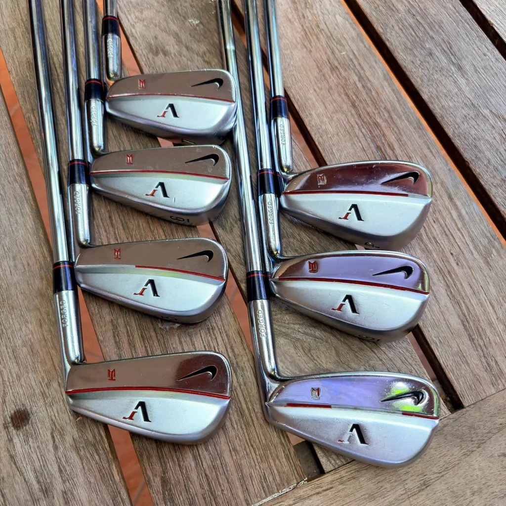 Iron Set Nike Victory Red Forged TW Blade หลอมรวมจิตวิญญาณแห่งชัยชนะของ "พญาเสือ" ไทเกอร์ วูดส์ Iron Set Nike Victory Red Forged TW Blade หลอมรวมจิตวิญญาณแห่งชัยชนะของ "พญาเสือ" ไทเกอร์ วูดส์