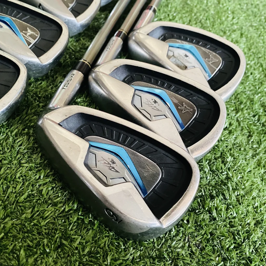 ชุดเหล็ก Tsuruya Axel BL Iron Set (7 ชิ้น) ⛳🔥 ตีง่ายก้านกราไฟต์ FLEX R🎯 สภาพ สวยเดิมๆ ทุกชิ้น 😎✨ ชุดเหล็ก Tsuruya Axel BL Iron Set (7 ชิ้น) ⛳🔥 ตีง่ายก้านกราไฟต์ FLEX R🎯 สภาพ สวยเดิมๆ ทุกชิ้น 😎✨