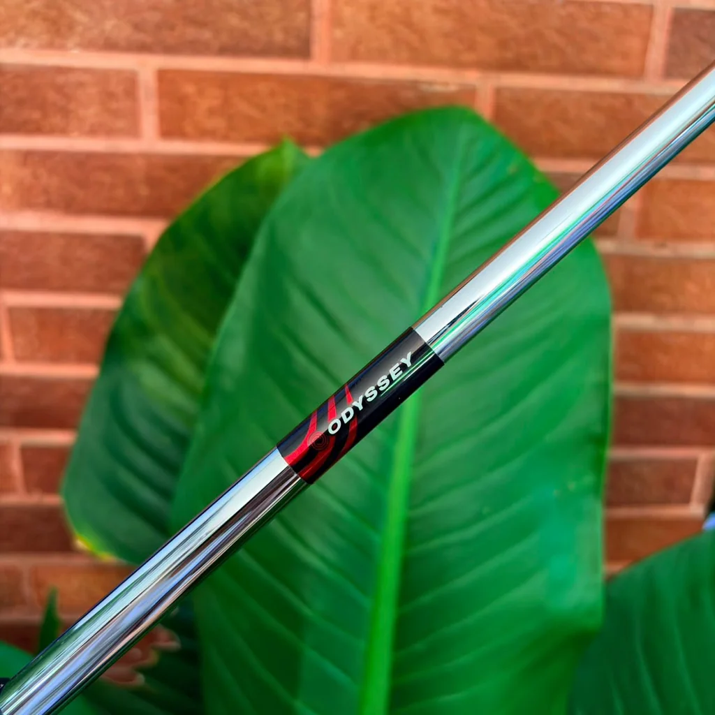 PUTTER: Odyssey White Hot XG 2-Ball ล็อคเป้าหมายด้วยระบบเล็งทัวร์ท็อปฮิต
