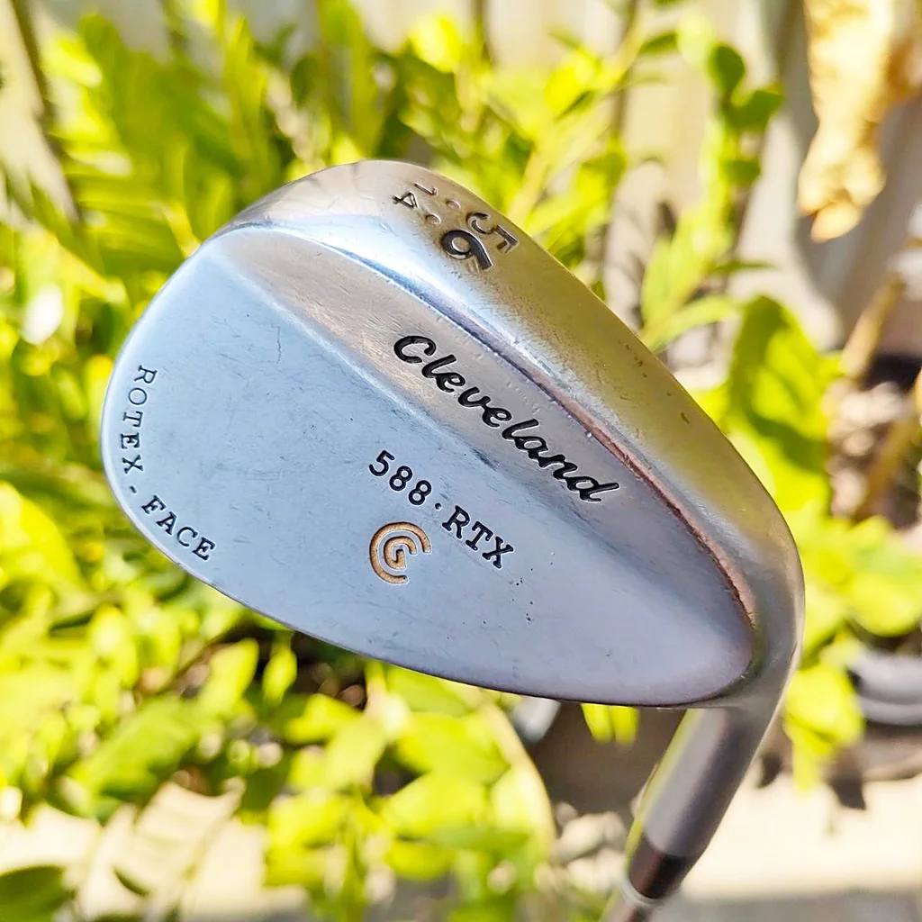 WEDGE CLEVELAND 588 RTX องศา 56 เบาท์ 14 ก้าน DYNAMIC GOLD FLEX WEDGE หน้า ROTEX FACE ร่องสี่เหลี่ยมแบบ ZIP ไม้กอล์ฟมือสอง ของแท้ BY NakaraLuxurious WEDGE CLEVELAND 588 RTX องศา 56 เบาท์ 14 ก้าน DYNAMIC GOLD FLEX WEDGE หน้า ROTEX FACE ร่องสี่เหลี่ยมแบบ ZIP ไม้กอล์ฟมือสอง ของแท้ BY NakaraLuxurious
