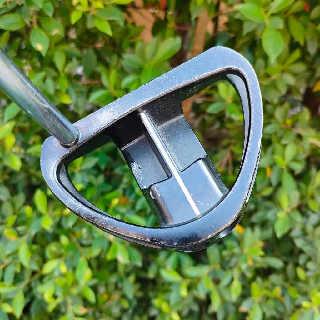 PUTTER TAYLORMADE ROSSA MONZA CORZA ความยาว 34 นิ้ว หน้าสัมผัส RSI พัตเตอร์มอลเล็ต เส้นเล็งตรงยาว เล็งง่ายแม่นยำ ใส่กริพใหม่ CAMERON ไม้กอล์ฟพรีเมี่ยมมือสอง By NakaraLuxurious PUTTER TAYLORMADE ROSSA MONZA CORZA ความยาว 34 นิ้ว หน้าสัมผัส RSI พัตเตอร์มอลเล็ต เส้นเล็งตรงยาว เล็งง่ายแม่นยำ ใส่กริพใหม่ CAMERON ไม้กอล์ฟพรีเมี่ยมมือสอง By NakaraLuxurious
