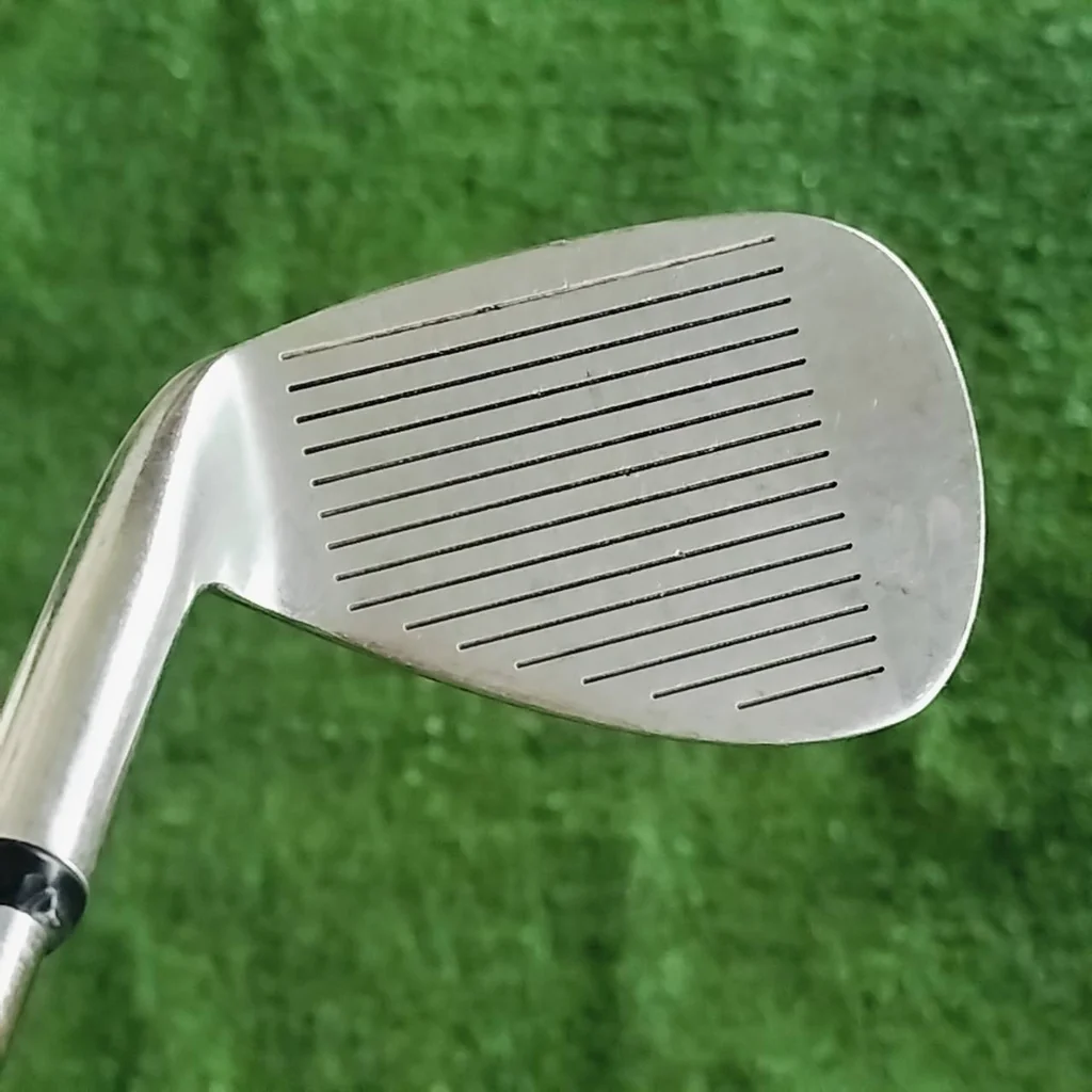 ลดพิเศษ!!! เหล็ก 9 V SERIES ตีดีมากๆ ก้านเหล็ก TRUE TEMPER FLEX R เข้าบอลแน่น นุ่ม และสปินดีมากๆ ไม้กอล์ฟพรีเมี่ยมมือสอง ของแท้ By NakaraLuxurious ลดพิเศษ!!! เหล็ก 9 V SERIES ตีดีมากๆ ก้านเหล็ก TRUE TEMPER FLEX R เข้าบอลแน่น นุ่ม และสปินดีมากๆ ไม้กอล์ฟพรีเมี่ยมมือสอง ของแท้ By NakaraLuxurious