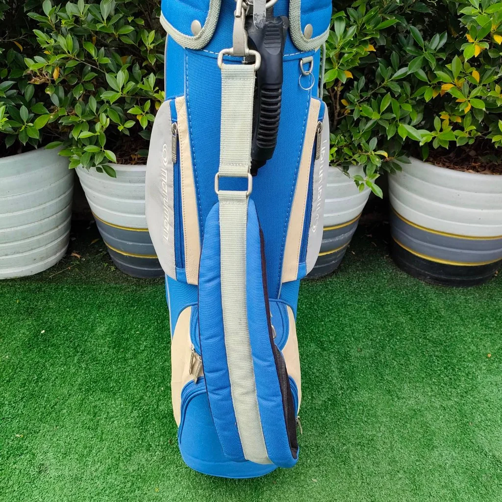 ไม้กอล์ฟครบชุด WILSON มีหัวไม้ครบ 1 , 3 HYBRID ชุดเหล็ก 5 - 9 พร้อม PW PUTTER WILSON ถุงกอล์ฟสวย ช่องเยอะ พร้อมออกรอบได้เลยครับ ไม้กอล์ฟครบชุด WILSON มีหัวไม้ครบ 1 , 3 HYBRID ชุดเหล็ก 5 - 9 พร้อม PW PUTTER WILSON ถุงกอล์ฟสวย ช่องเยอะ พร้อมออกรอบได้เลยครับ