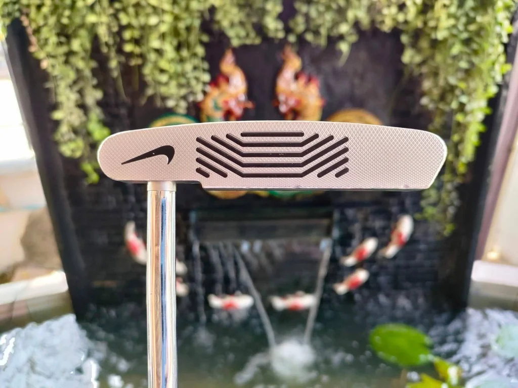 PUTTER NIKE METHOD MODEL 004 PUTTER NIKE METHOD MODEL 004