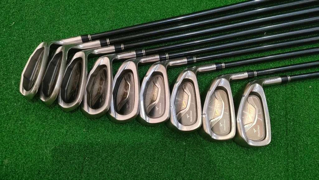 IRON SET BRIDGESTONE TOUR STAGE VIQ IRON SET BRIDGESTONE TOUR STAGE VIQ