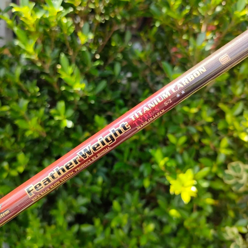 DRIVER HONMA BIG-LB TITANIUM ก้าน FEATHER WEIGHT TYPE-S ก้านดับ 2 ดาว ** สุดพรีเมี่ยมของ HONMA FLEX S2 ( ไม่แข็ง ) องศา 8.5 ตีไกล พุ่ง DRIVER HONMA BIG-LB TITANIUM ก้าน FEATHER WEIGHT TYPE-S ก้านดับ 2 ดาว ** สุดพรีเมี่ยมของ HONMA FLEX S2 ( ไม่แข็ง ) องศา 8.5 ตีไกล พุ่ง
