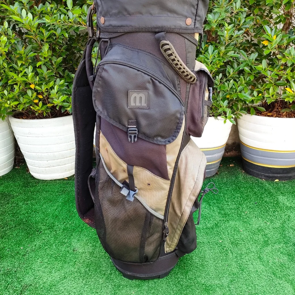 *** ไม้กอล์ฟสำหรับผู้หญิง *** ไม้กอล์ฟครบชุด WILSON LADY ULTRA สภาพสวยเดิมทุกไม้ เซ็ทเดียวกันหมด น้ำหนักเบาตีง่าย ก้าน LADY พร้อมออกรอบได้เลย *** ไม้กอล์ฟสำหรับผู้หญิง *** ไม้กอล์ฟครบชุด WILSON LADY ULTRA สภาพสวยเดิมทุกไม้ เซ็ทเดียวกันหมด น้ำหนักเบาตีง่าย ก้าน LADY พร้อมออกรอบได้เลย
