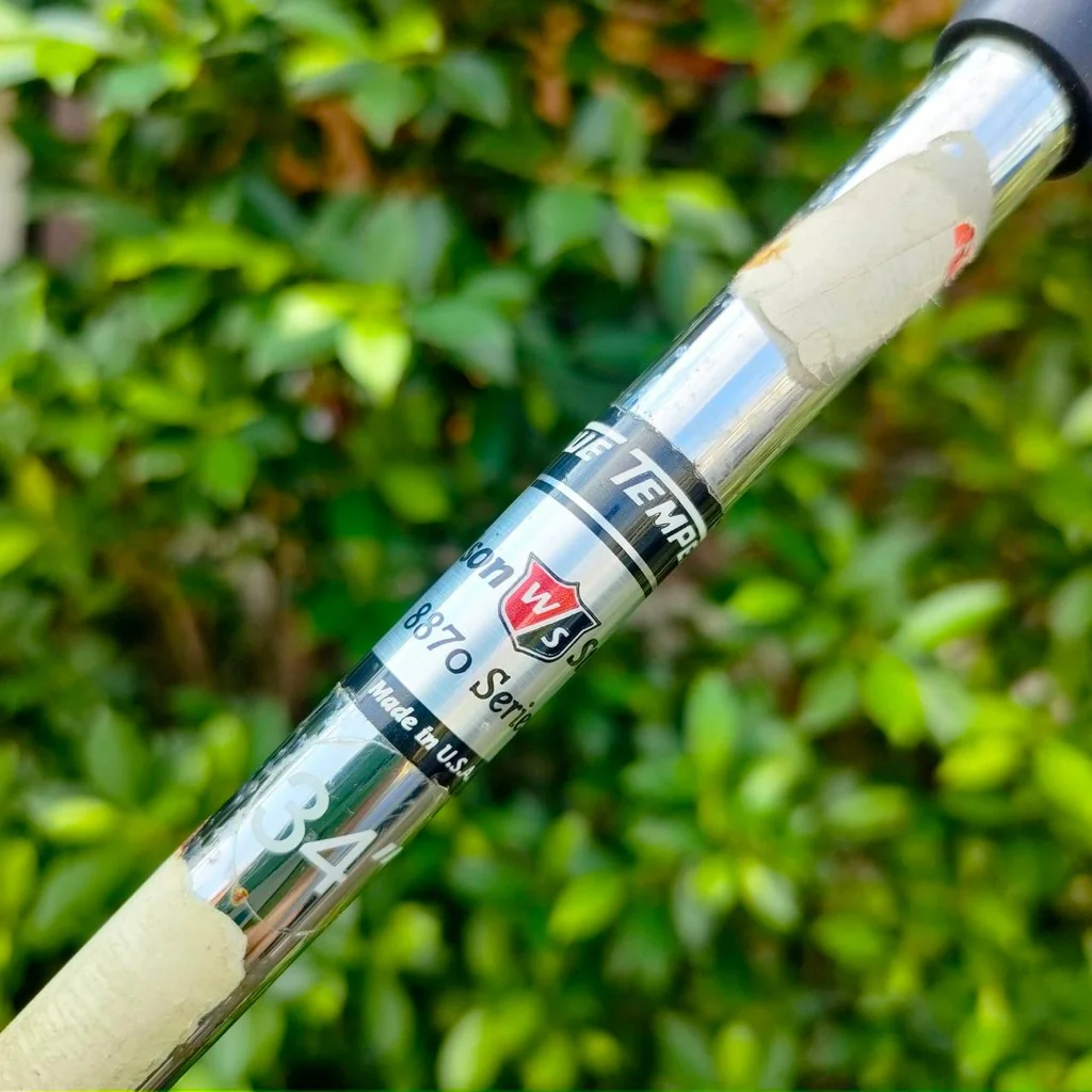 PUTTER WILSON STAFF 8875 ความยาว 34 นิ้ว HIGH M.O.I. หน้าไม้ พิเศษ เกาะไลน์มากๆ ชดเชยสูง กระจายน้ำหนัก สภาพสวยๆเลยครับ PUTTER WILSON STAFF 8875 ความยาว 34 นิ้ว HIGH M.O.I. หน้าไม้ พิเศษ เกาะไลน์มากๆ ชดเชยสูง กระจายน้ำหนัก สภาพสวยๆเลยครับ