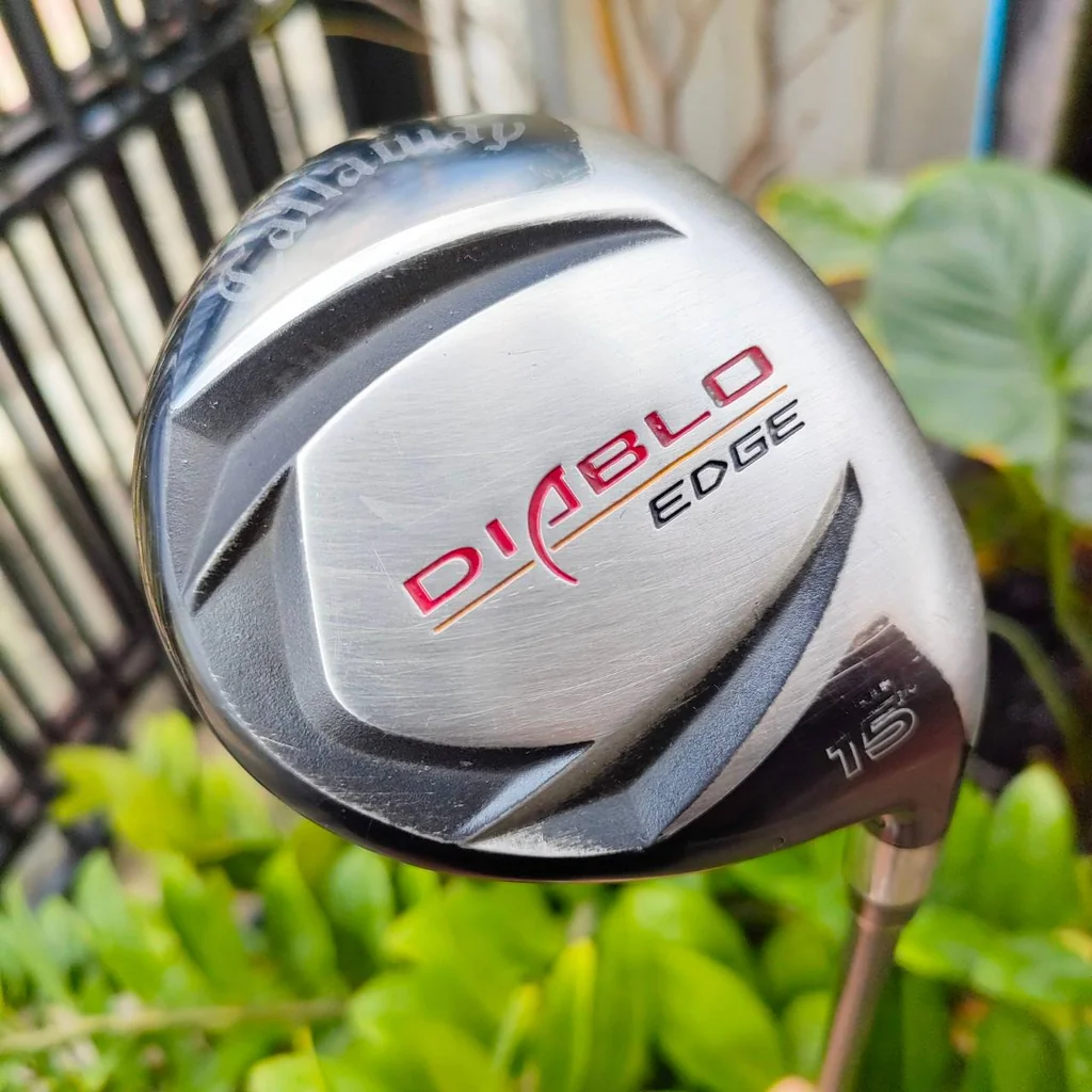 FW3 CALLAWAY DIABLO EDGE องศา 15 ก้าน CALLAWAY DIABLO EDGE FLEX S รุ่น EDGE เป็นรุ่นที่เพิ่มความมันส์เข้าไป จากที่ตีง่ายอยู่แล้ว ปรับให้สามารถเล่นได้ หลากหลายยิ่งขึ้น สภาพสวยเดิม ไม้กอล์ฟมือสอง ของแท้ BY NakaraLuxurious FW3 CALLAWAY DIABLO EDGE องศา 15 ก้าน CALLAWAY DIABLO EDGE FLEX S รุ่น EDGE เป็นรุ่นที่เพิ่มความมันส์เข้าไป จากที่ตีง่ายอยู่แล้ว ปรับให้สามารถเล่นได้ หลากหลายยิ่งขึ้น สภาพสวยเดิม ไม้กอล์ฟมือสอง ของแท้ BY NakaraLuxurious