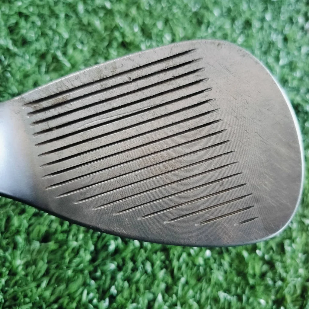 WEDGE TITLEIST VOKEY DESIGN SM5 M GRIND องศา 56 เบาท์ 10 สภาพสวย ก้าน SM5 VOKEY DESIGN FLEX WEDGE ไม้กอล์ฟพรีเมี่ยมมือสอง ของแท้ By NakaraLuxurious