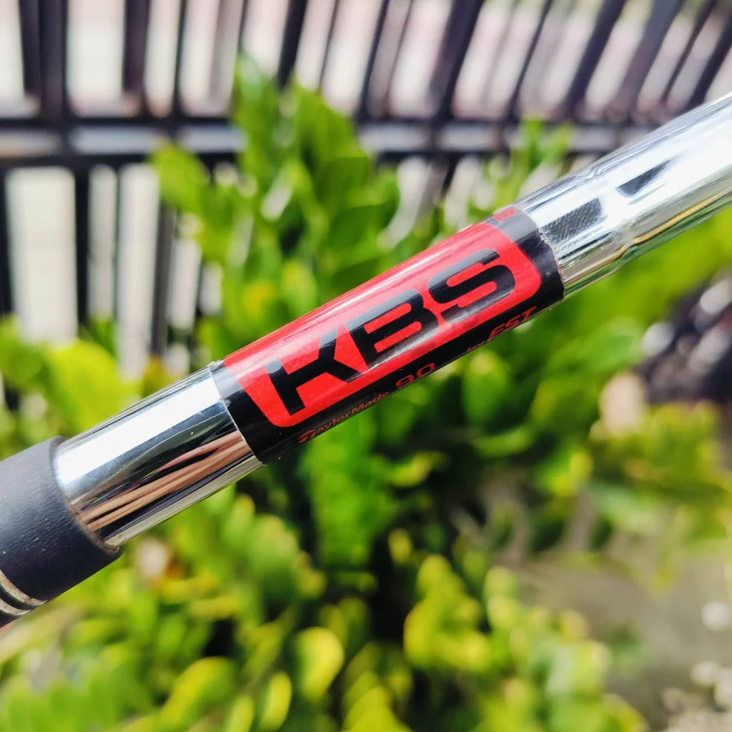 ชุดเหล็ก Taylormade R11 ด้านหลังมีโพรง CAVITY ออกแบบสปอร์ต สวย และตีง่าย ตีไกลในเหล็กเดียว ไขปรับทิศทางได้อีกด้วย ไม้กอล์ฟพรีเมี่ยมมือสอง ของแท้ By NakaraLuxurious ชุดเหล็ก Taylormade R11 ด้านหลังมีโพรง CAVITY ออกแบบสปอร์ต สวย และตีง่าย ตีไกลในเหล็กเดียว ไขปรับทิศทางได้อีกด้วย ไม้กอล์ฟพรีเมี่ยมมือสอง ของแท้ By NakaraLuxurious