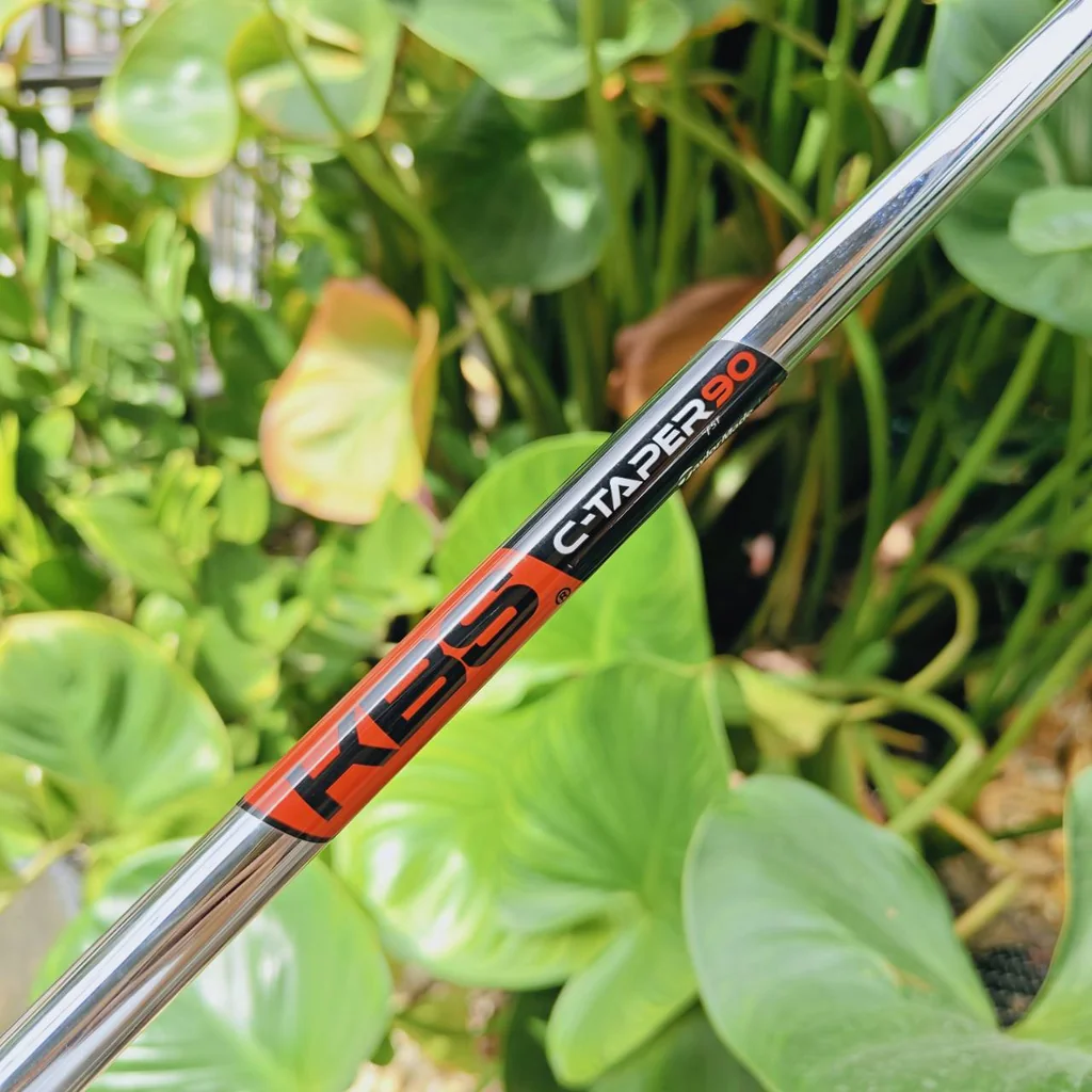 เหล็ก 6 TaylorMade SpeedBlade มาพร้อมก้านเหล็ก KBS C-Taper 90 Flex R เหล็ก 6 TaylorMade SpeedBlade มาพร้อมก้านเหล็ก KBS C-Taper 90 Flex R