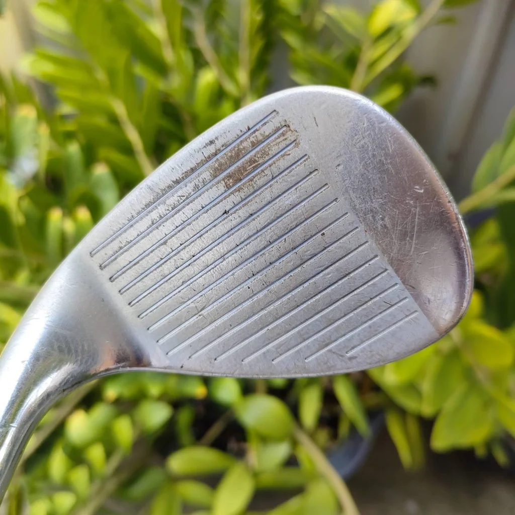 WEDGE CLEVELAND CG12 ZIP GROOVES องศา 58 ก้าน DYNAMIC GOLD FLEX WEDGE ร่อง ZIP GROOVES เป็นแบบสี่เหลี่ยมเหมือนซิป ชิพดีมากๆ ตกหยุดๆ เลยค่ะ สองจุด BOUNCE กลาง ไม้กอล์ฟพรีเมี่ยมมือสอง ของแท้ By NakaraLuxurious WEDGE CLEVELAND CG12 ZIP GROOVES องศา 58 ก้าน DYNAMIC GOLD FLEX WEDGE ร่อง ZIP GROOVES เป็นแบบสี่เหลี่ยมเหมือนซิป ชิพดีมากๆ ตกหยุดๆ เลยค่ะ สองจุด BOUNCE กลาง ไม้กอล์ฟพรีเมี่ยมมือสอง ของแท้ By NakaraLuxurious