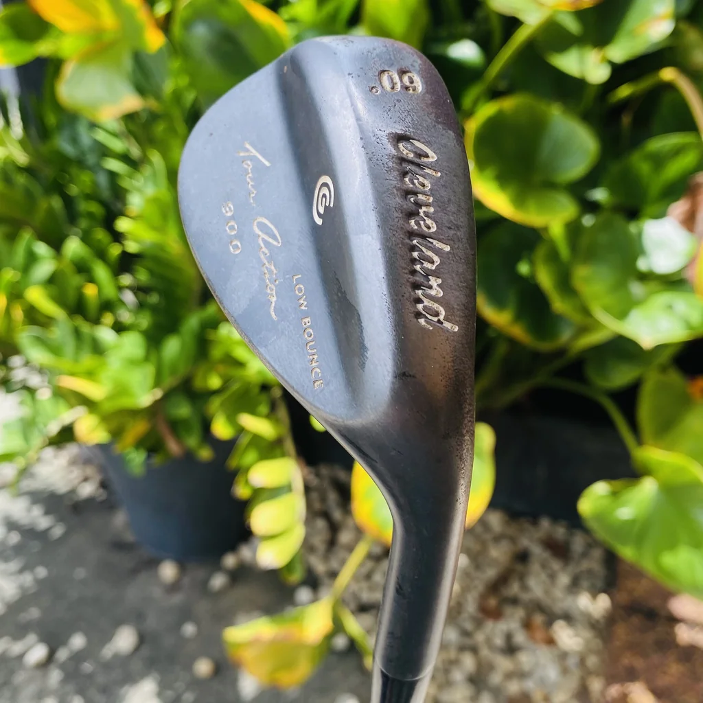 Wedge CLEVELAND TOURACTION 900 Loft 60° Low Bounce ตีลูกโด่งสูง ตกนุ่ม และหยุดได้อย่างแม่นยำ ⛳