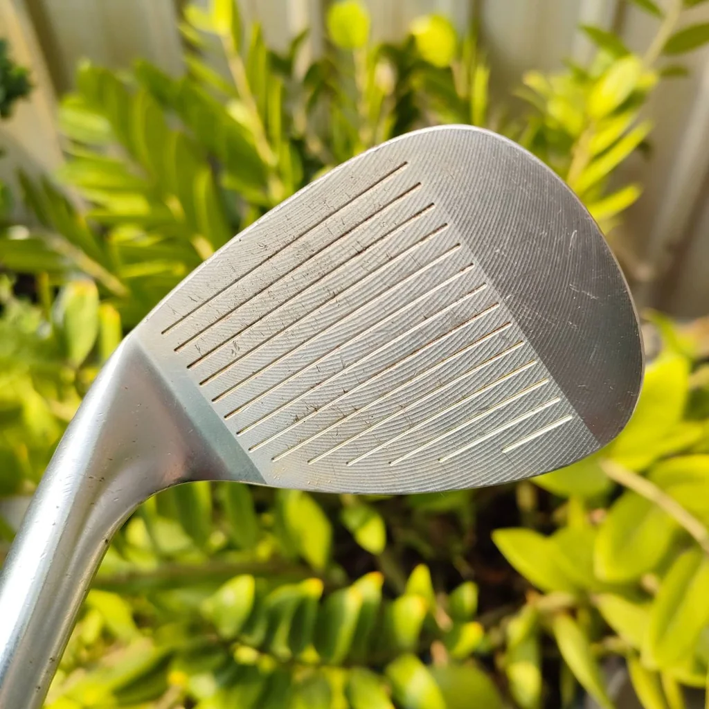 WEDGE 56 องศา Japanese Blaster Milled Tech Forged องศา 56 ก้าน DYNAMIC GOLD S200 ก้านดำ TOUR ISSUE ดุดัน GRIP GOLF PRIDE WEDGE FORGED สุดนุ่มจากญี่ปุ่น ไม้กอล์ฟพรีเมี่ยมมือสอง ของแท้ By NakaraLuxurious WEDGE 56 องศา Japanese Blaster Milled Tech Forged องศา 56 ก้าน DYNAMIC GOLD S200 ก้านดำ TOUR ISSUE ดุดัน GRIP GOLF PRIDE WEDGE FORGED สุดนุ่มจากญี่ปุ่น ไม้กอล์ฟพรีเมี่ยมมือสอง ของแท้ By NakaraLuxurious