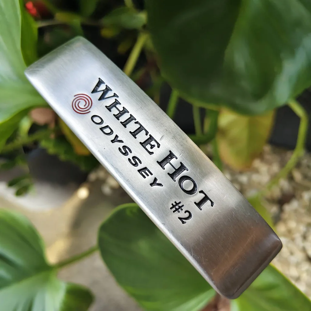 PUTTER Odyssey White Hot #2 ให้ความรู้สึก (feel) เสียง (sound) ที่ยอดเยี่ยมและสม่ำเสมอ PUTTER Odyssey White Hot #2 ให้ความรู้สึก (feel) เสียง (sound) ที่ยอดเยี่ยมและสม่ำเสมอ
