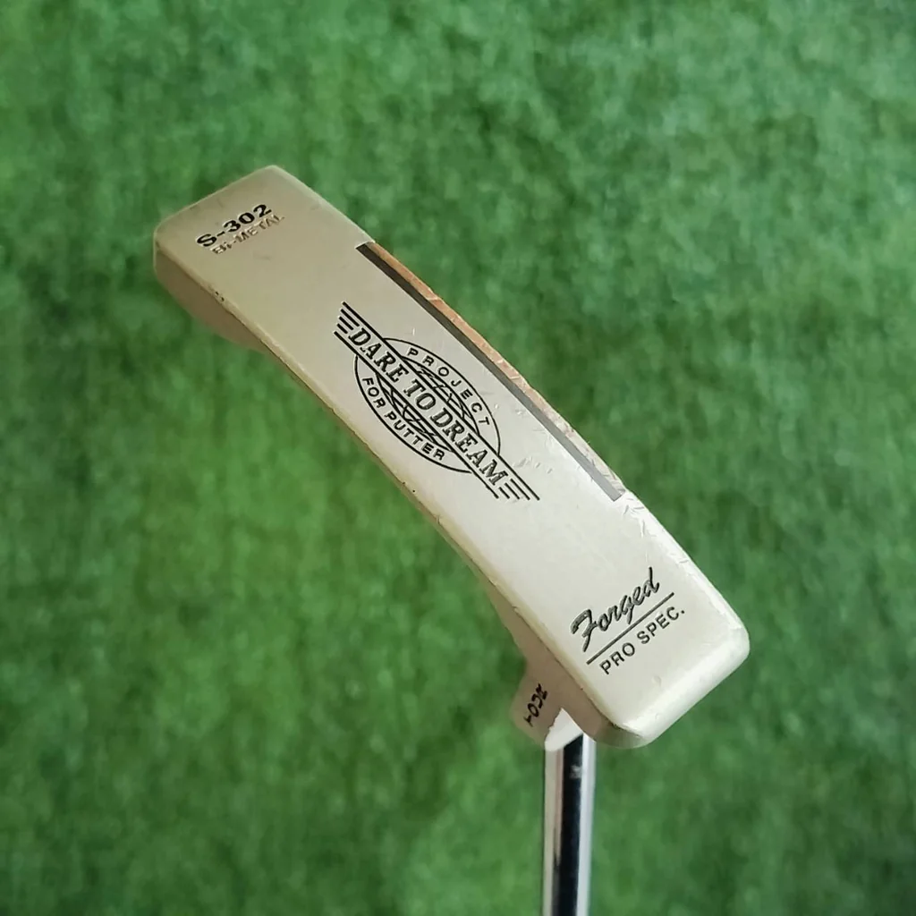 PUTTER MIZUNO DARE TO DREAM S-302 เป็นเหล็ก FORGED JAPAN หายากในพัตเตอร์ ความยาว 34 นิ้ว สุดยอดพัตเตอร์ลิมิเต็ด ไม้กอล์ฟพรีเมี่ยมมือสอง ของแท้ By NakaraLuxurious PUTTER MIZUNO DARE TO DREAM S-302 เป็นเหล็ก FORGED JAPAN หายากในพัตเตอร์ ความยาว 34 นิ้ว สุดยอดพัตเตอร์ลิมิเต็ด ไม้กอล์ฟพรีเมี่ยมมือสอง ของแท้ By NakaraLuxurious