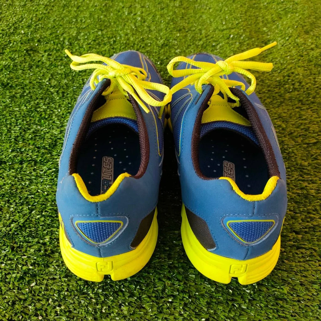 รองเท้ากอล์ฟ FOOT JOY SUPER LITES มือสอง ไชส์ 7 XW เบามาก ใส่สบาย รองเท้ากอล์ฟ FOOT JOY SUPER LITES มือสอง ไชส์ 7 XW เบามาก ใส่สบาย