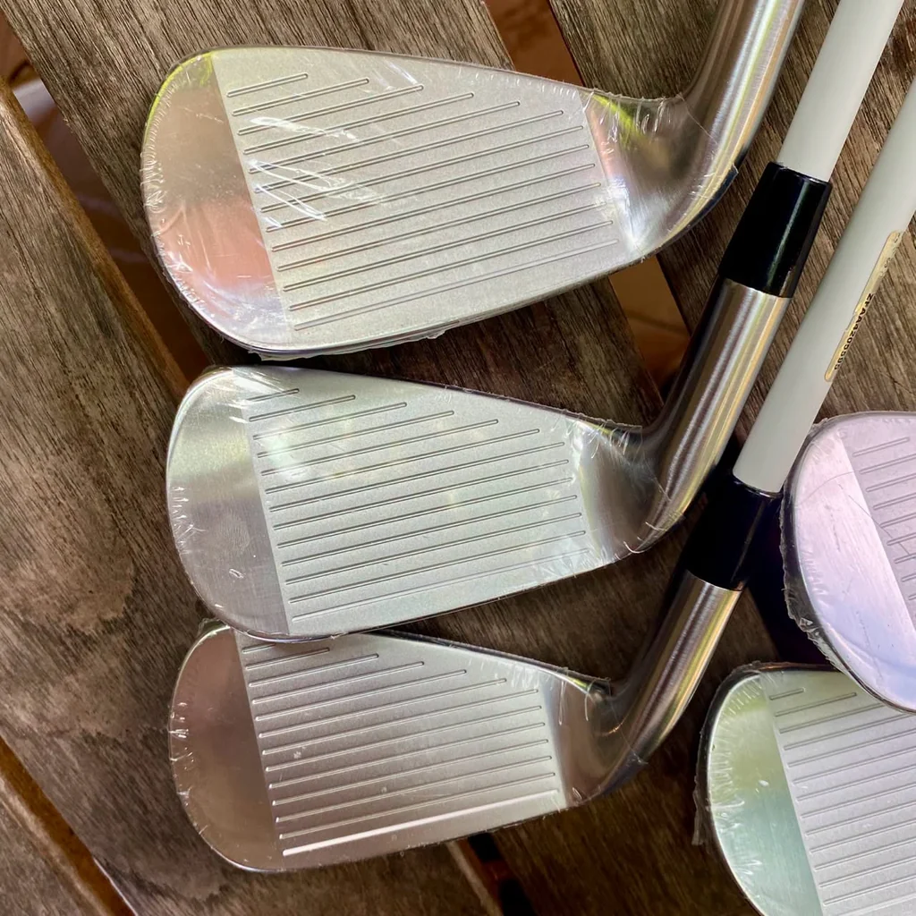 Iron Set Bridgestone Golf รุ่น BX2 HT ชุดเหล็ก 5 ชิ้น (6-PW) ราคาเต็ม 4 หมื่นกว่า! Iron Set Bridgestone Golf รุ่น BX2 HT ชุดเหล็ก 5 ชิ้น (6-PW) ราคาเต็ม 4 หมื่นกว่า!