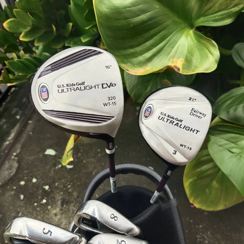 ไม้กอล์ฟเด็กครบชุด US Kids Golf Ultralight DV1 WT-15 รุ่น 54" ชุดใหญ่ 10 ชิ้น!!! ไม้กอล์ฟเด็กครบชุด US Kids Golf Ultralight DV1 WT-15 รุ่น 54" ชุดใหญ่ 10 ชิ้น!!!
