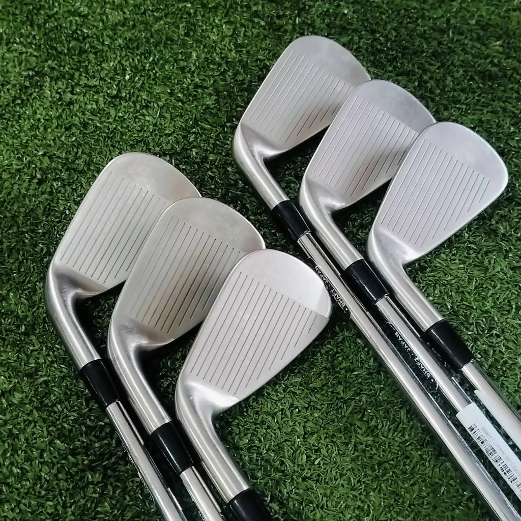 ชุดเหล็ก TITLEIST AP1 716 มีเหล็ก 5 6 7 8 9 PW ก้าน N.S.PRO 950 GH FLEX R ไม้กอล์ฟพรีเมี่ยมมือสอง ของแท้ By NakaraLuxurious ชุดเหล็ก TITLEIST AP1 716 มีเหล็ก 5 6 7 8 9 PW ก้าน N.S.PRO 950 GH FLEX R ไม้กอล์ฟพรีเมี่ยมมือสอง ของแท้ By NakaraLuxurious