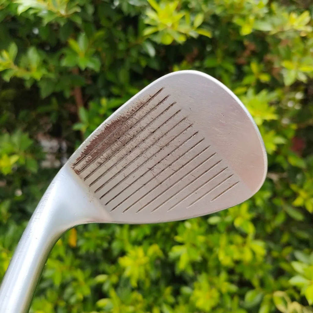 WEDGE TITLEIST BV VOKEY DESIGN องศา 56 เบาท์ 8 รุ่นจักร SPIN MILLED ก้าน DYNAMIC GOLD FLEX S200 หน้าคมกัดลูกจัด รุ่นดั้งเดิม!!! ไม้กอล์ฟมือสอง ของแท้ BY NakaraLuxurious WEDGE TITLEIST BV VOKEY DESIGN องศา 56 เบาท์ 8 รุ่นจักร SPIN MILLED ก้าน DYNAMIC GOLD FLEX S200 หน้าคมกัดลูกจัด รุ่นดั้งเดิม!!! ไม้กอล์ฟมือสอง ของแท้ BY NakaraLuxurious