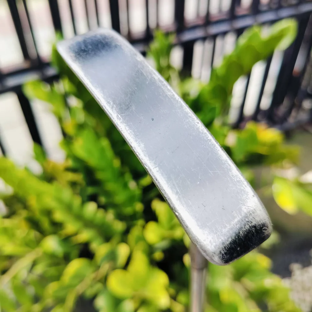 PUTTER HIRO MATSUMOTO HM-02 ความยาว 33 นิ้ว หน้า MILLED สวยมาก สุดยอดปรามาจารย์พัตเตอร์ของญี่ปุ่น ไม้กอล์ฟพรีเมี่ยมญี่ปุ่นมือสอง ของแท้ By NakaraLuxurious PUTTER HIRO MATSUMOTO HM-02 ความยาว 33 นิ้ว หน้า MILLED สวยมาก สุดยอดปรามาจารย์พัตเตอร์ของญี่ปุ่น ไม้กอล์ฟพรีเมี่ยมญี่ปุ่นมือสอง ของแท้ By NakaraLuxurious