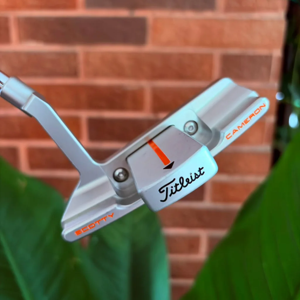 PUTTER Scotty Cameron Newport 2 Detour (ความยาว 33 นิ้ว) พัตเตอร์ระดับมาสเตอร์พีซที่รวมรูปทรง Blade