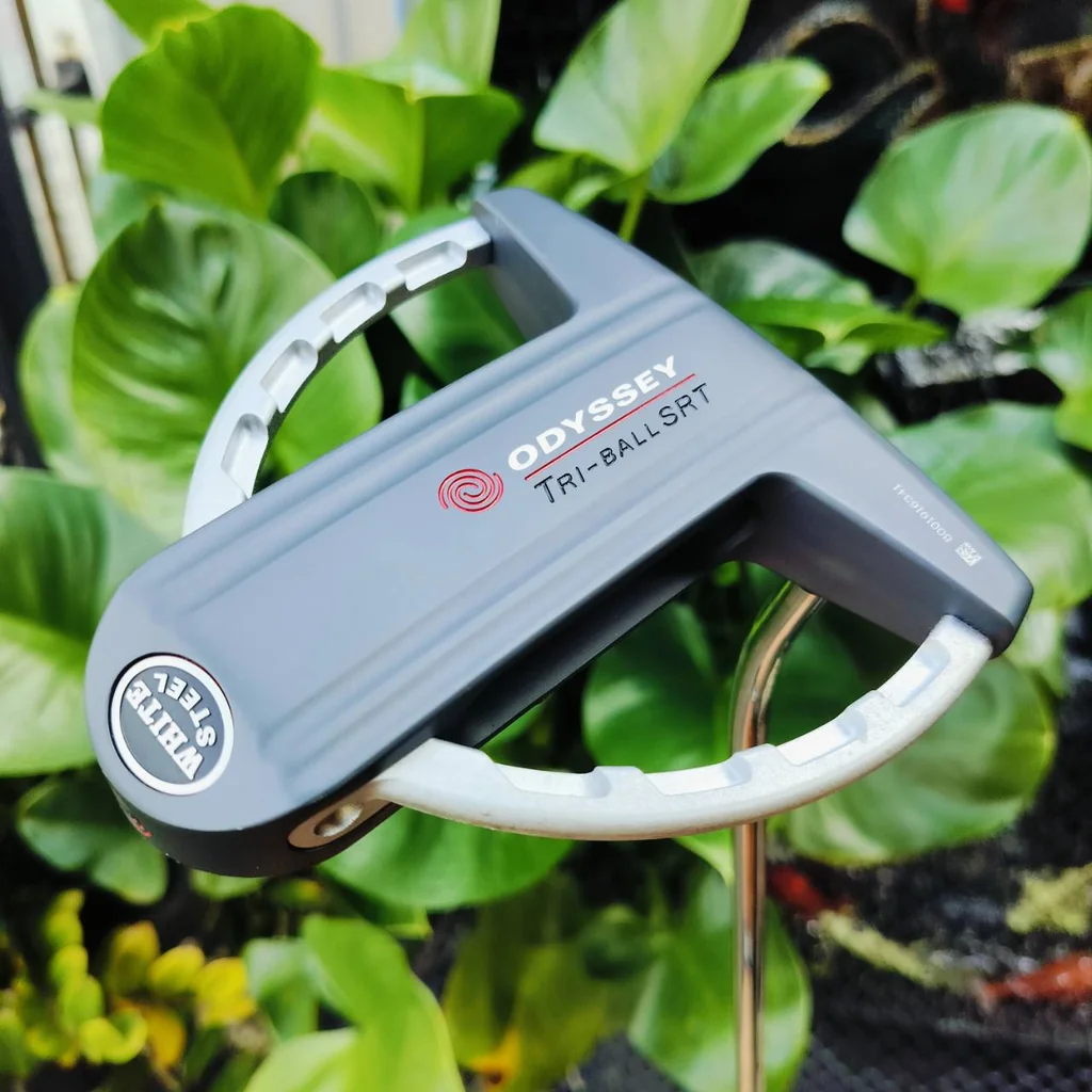 PUTTER ODYSSEY TRI-BALL SRT WHITE STEEL หน้าสัมผัสที่เกาะไลน์มาก ความยาว 35 นิ้ว มี COVER แท้ สามบอลเล็งง่ายขึ้นอีก และชดเชยสูงมาก ไม้กอล์ฟพรีเมี่ยมมือสอง ของแท้ By NakaraLuxurious