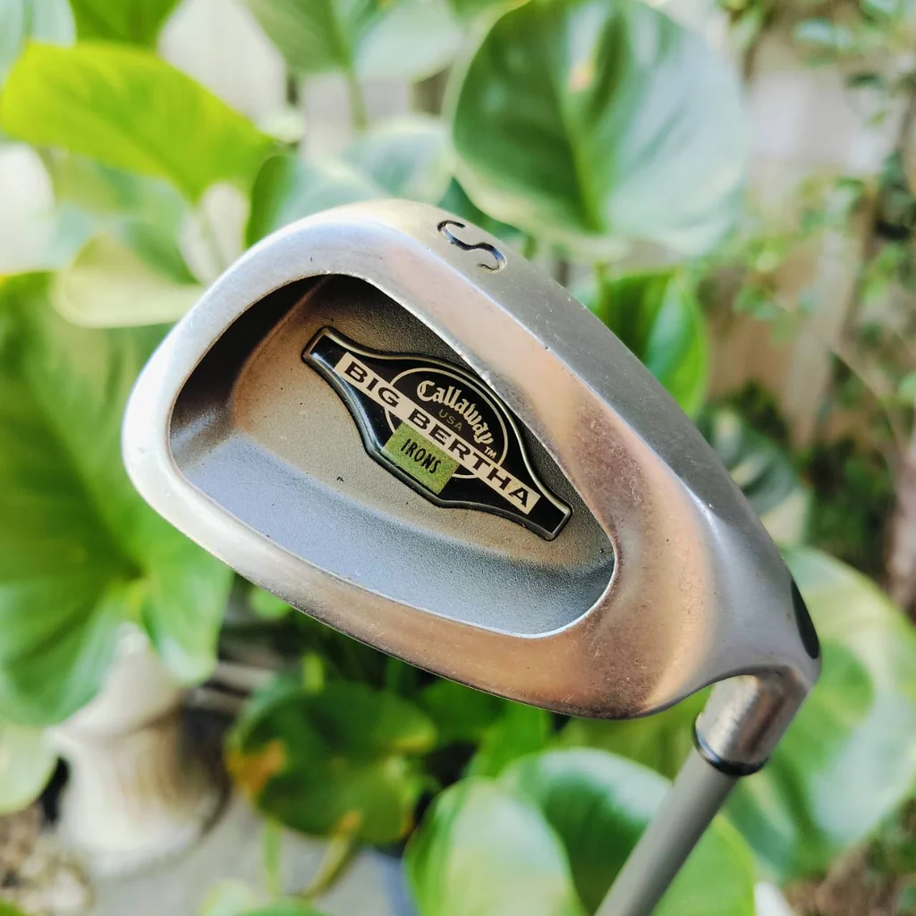 SW Callaway BIGBERTHAR องศา 56 ก้าน SUPER JV100 FLEX S ก้านตัวนี้ เป็น JAPAN SPEC และเหมาะกับ WEDGE มาก เป็น WEDGE ที่ระเบิดทรายง่ายมาก ไม้กอล์ฟพรีเมี่ยมมือสอง ของแท้ By NakaraLuxurious