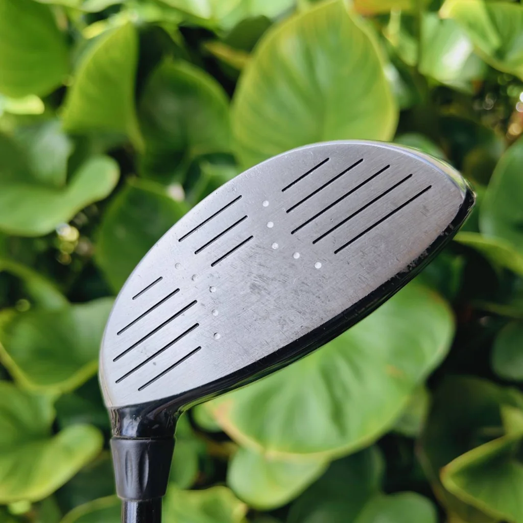 ไม้ 3 Callaway Diablo Edge Variable Face Thickness (VFT) เพิ่มความเร็วบอลทั่วทั้งหน้าไม้ ไม้ 3 Callaway Diablo Edge Variable Face Thickness (VFT) เพิ่มความเร็วบอลทั่วทั้งหน้าไม้