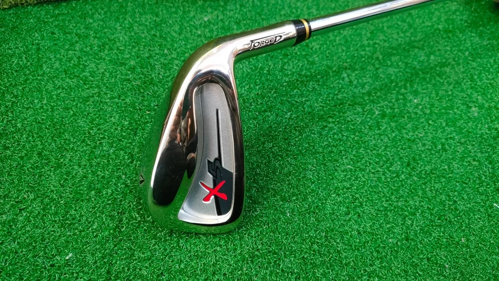 เหล็ก 7 T-ZOOM X5 FORGED (หัวทอง) เหล็ก 7 T-ZOOM X5 FORGED (หัวทอง)
