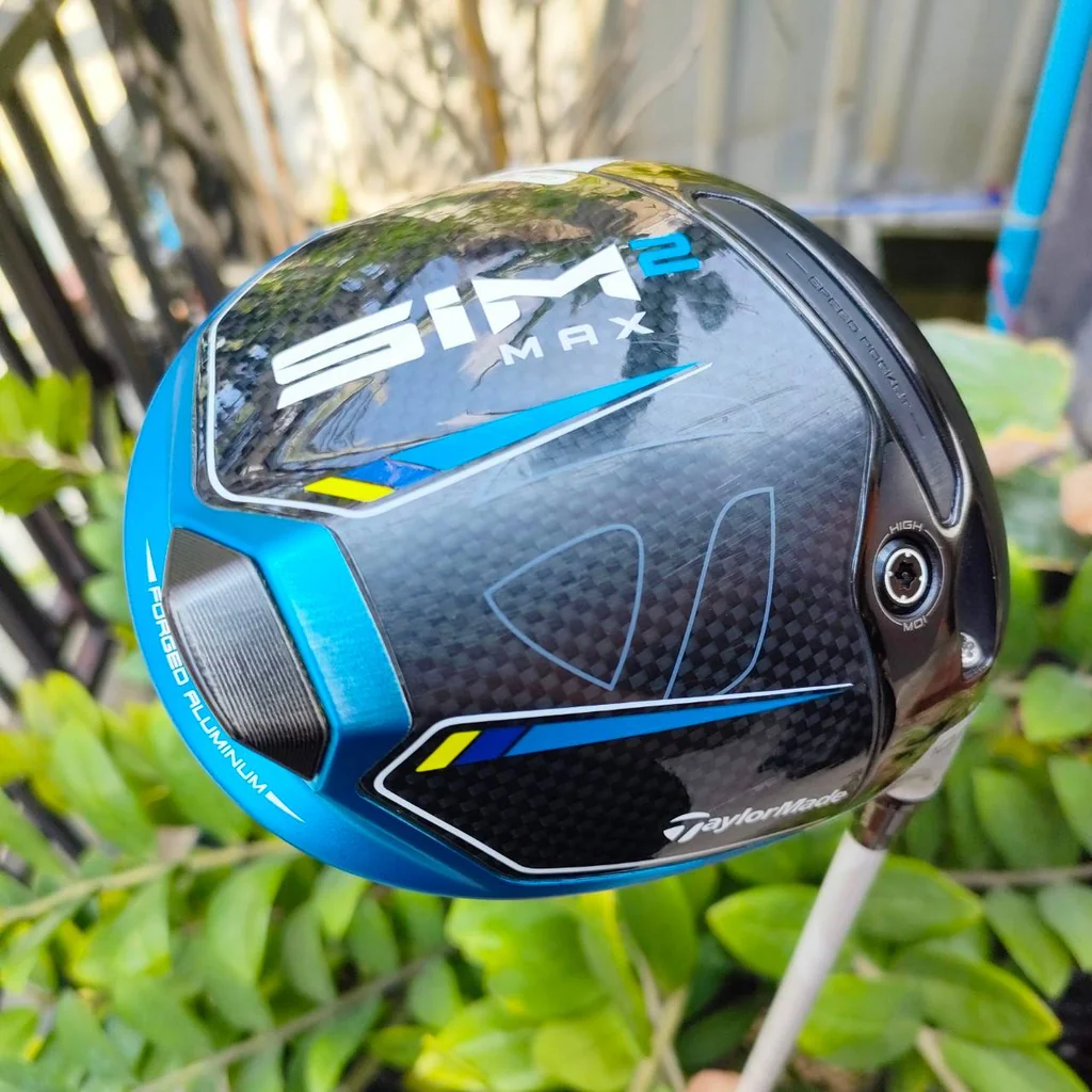 DRIVER TAYLORMADE SIM2 MAX องศา 10.5 ก้าน FUJIKURA SPEEDER569 EVOLUTION FLEX S สภาพสวยนางฟ้า มี COVER เดิม ตีไกลแบบเต็ม MAX ได้ระยะ และ การชดเชยความผิดพลาดสูงสุด ไม้กอล์ฟพรีเมี่ยมมือสอง By NakaraLuxurious