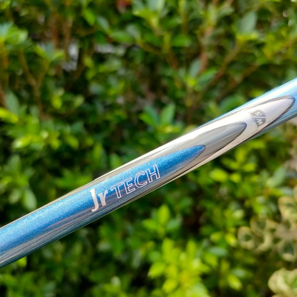 ไม้กอล์ฟเด็กพรีเมี่ยมครบชุด WILSON STAFF พร้อมถุงขาตั้ง ของแท้ เดิมๆ COVER ครบ เหล็ก 6 ยาว 34 นิ้ว สภาพสวยสมบูรณ์ น้องๆ สามารถออกรอบได้เลย ถุงกอล์ฟแบบมีขาตั้ง สายสะพายหลัง สามารถใช้แข่ง ของสมาคมได้ครับ ไม้กอล์ฟเด็กพรีเมี่ยมครบชุด WILSON STAFF พร้อมถุงขาตั้ง ของแท้ เดิมๆ COVER ครบ เหล็ก 6 ยาว 34 นิ้ว สภาพสวยสมบูรณ์ น้องๆ สามารถออกรอบได้เลย ถุงกอล์ฟแบบมีขาตั้ง สายสะพายหลัง สามารถใช้แข่ง ของสมาคมได้ครับ