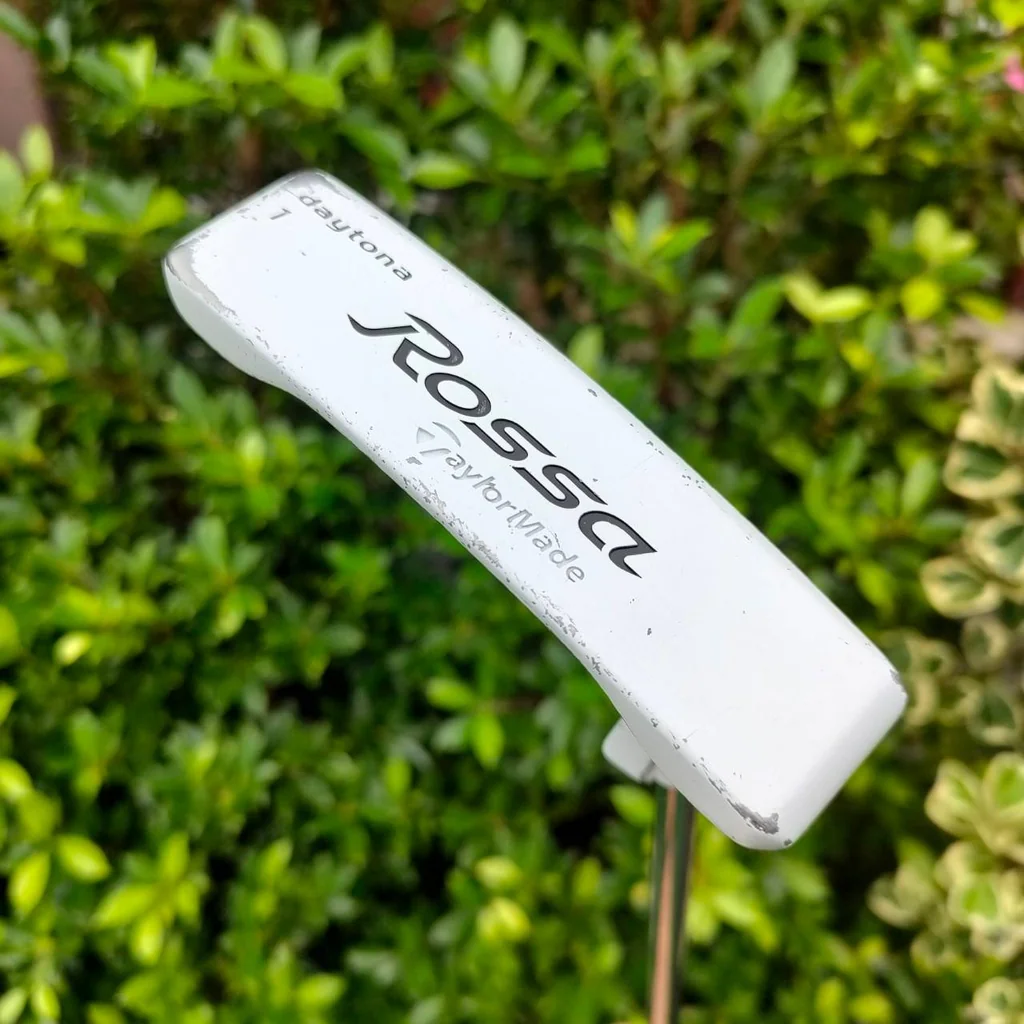PUTTER TAYLORMADE ROSSA DAYTONA 1 ความยาว 34 นิ้ว ทรงพื้นฐาน หน้าไม้ดีเยี่ยม บล๊านซ์ดีมากๆครับ น้ำหนักดี PUTTER TAYLORMADE ROSSA DAYTONA 1 ความยาว 34 นิ้ว ทรงพื้นฐาน หน้าไม้ดีเยี่ยม บล๊านซ์ดีมากๆครับ น้ำหนักดี