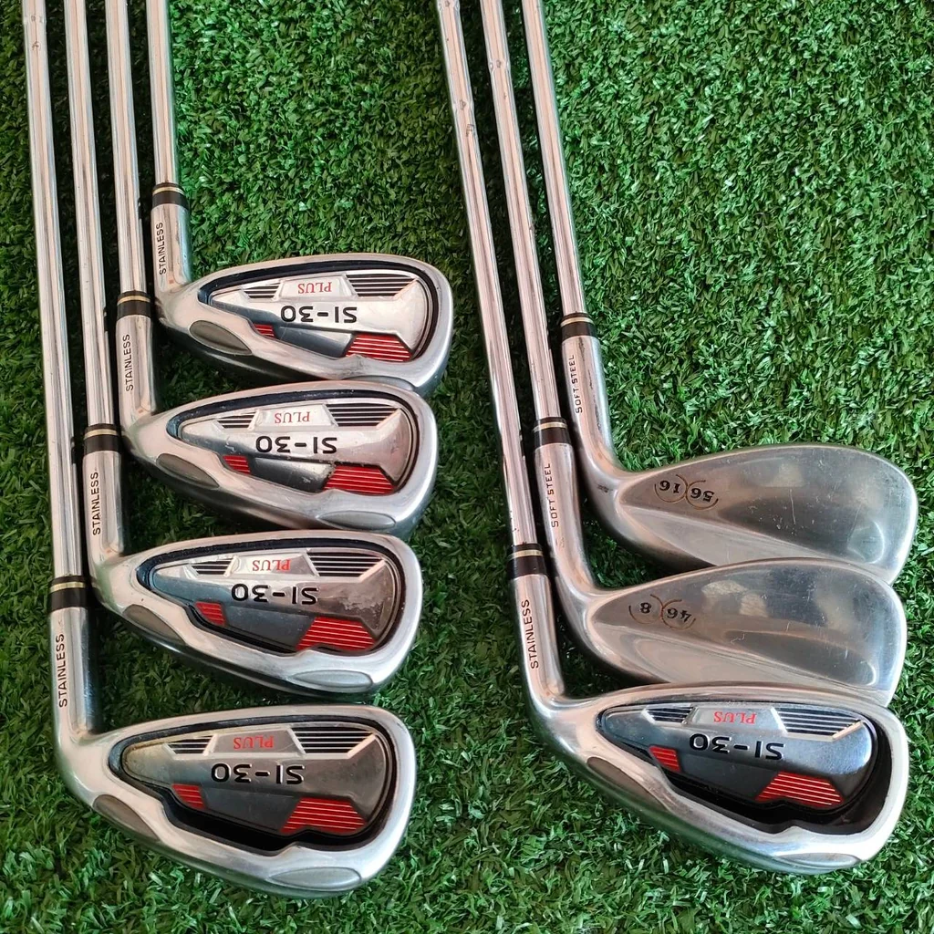 ชุดเหล็ก PROKENNEX SI-30 PLUS มีเหล็ก 5-9 เเละ PW SW เหล็ก CAVITY ใหญ่ตีง่ายมากๆ และ WEDGE ก็เป็นแบบ เบลด ไม่ต้องไปซื้อ WEDGE เพิ่มแล้วครับ ชุดเหล็ก PROKENNEX SI-30 PLUS มีเหล็ก 5-9 เเละ PW SW เหล็ก CAVITY ใหญ่ตีง่ายมากๆ และ WEDGE ก็เป็นแบบ เบลด ไม่ต้องไปซื้อ WEDGE เพิ่มแล้วครับ