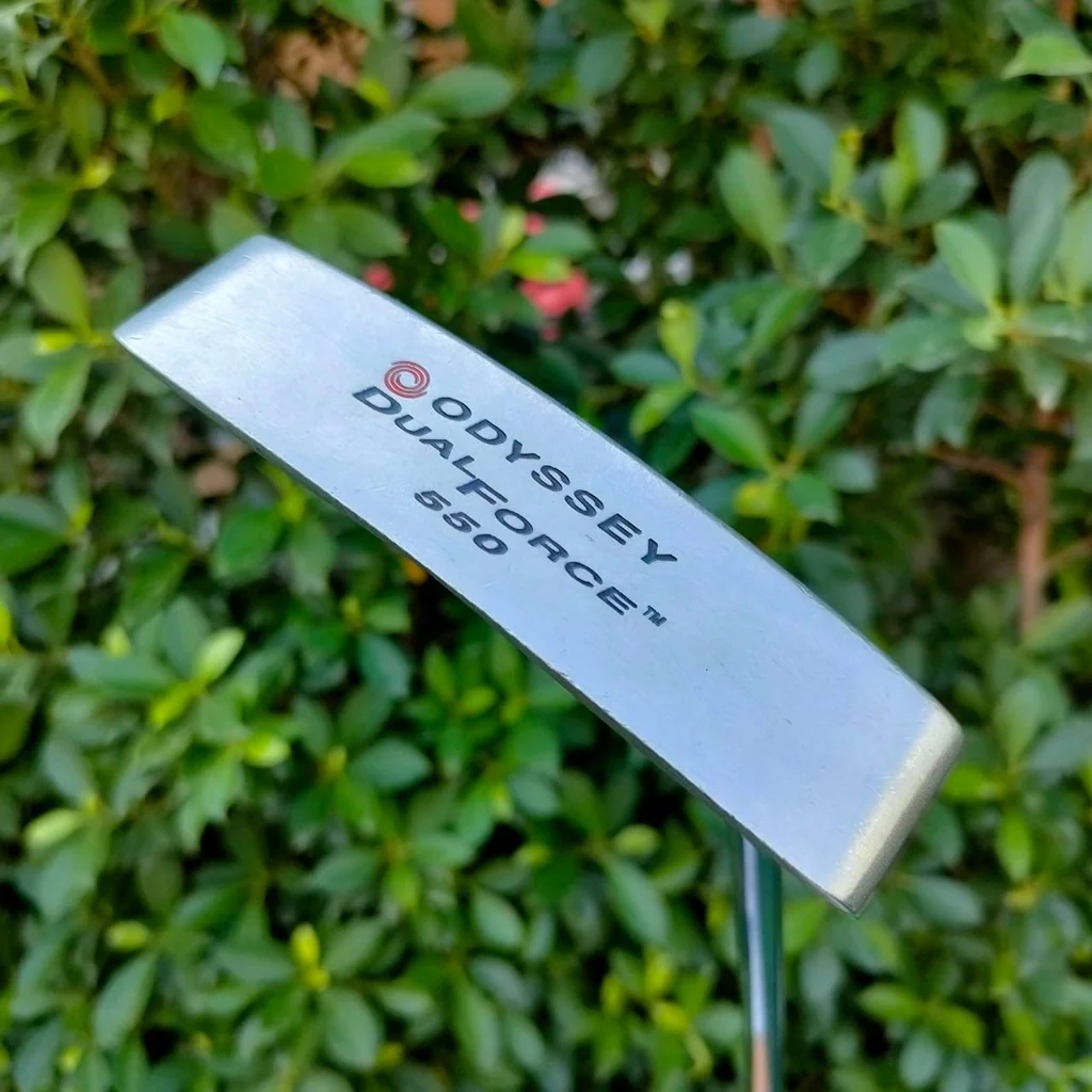 PUTTER ODYSSEY DUAL FORCE 550 ความยาว 34 นิ้ว หน้าดำ พิเศษ ทั้งนุ่ม และเกาะไลน์มาก PUTTER ODYSSEY DUAL FORCE 550 ความยาว 34 นิ้ว หน้าดำ พิเศษ ทั้งนุ่ม และเกาะไลน์มาก