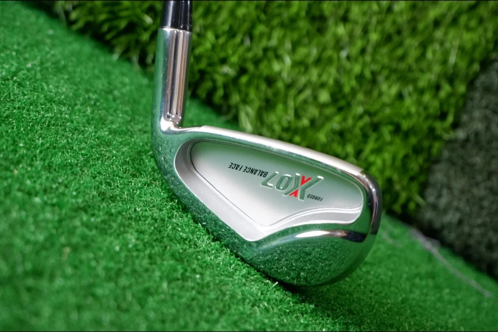 เหล็ก 3 T-ZOOM X07 FORGED BALANC FACE (หัวเงิน) เหล็ก 3 T-ZOOM X07 FORGED BALANC FACE (หัวเงิน)