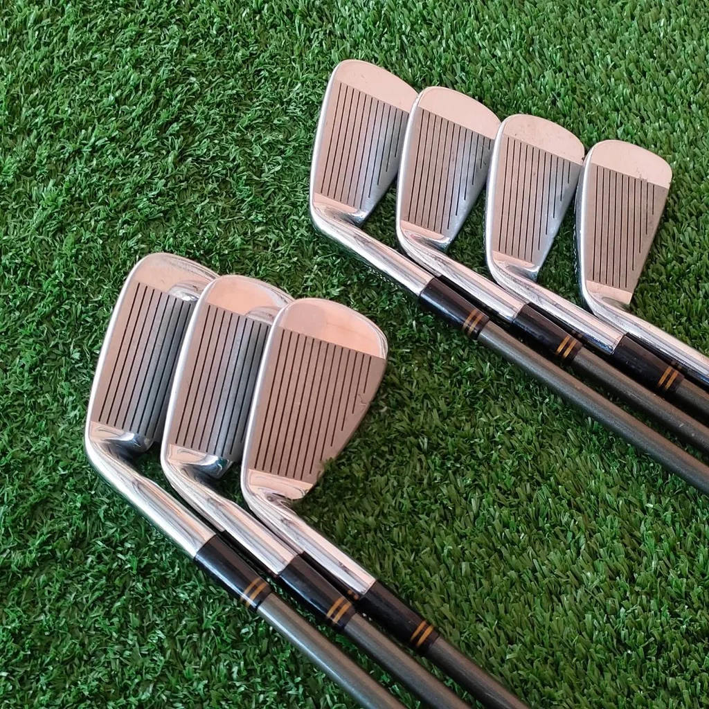 ชุดเหล็ก FOURTEEN S.SHIMIZU TOUR BLADE 300 มีเหล็ก 4-9 เเละ PW ก้าน FOURTEEN ชุดเหล็ก FORGED MADE IN JAPAN 100% แฟนๆ FOURTEEN พลาดไม่ได้ครับ
