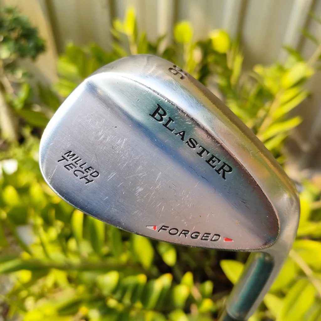 WEDGE 56 องศา Japanese Blaster Milled Tech Forged องศา 56 ก้าน DYNAMIC GOLD S200 ก้านดำ TOUR ISSUE ดุดัน GRIP GOLF PRIDE WEDGE FORGED สุดนุ่มจากญี่ปุ่น ไม้กอล์ฟพรีเมี่ยมมือสอง ของแท้ By NakaraLuxurious WEDGE 56 องศา Japanese Blaster Milled Tech Forged องศา 56 ก้าน DYNAMIC GOLD S200 ก้านดำ TOUR ISSUE ดุดัน GRIP GOLF PRIDE WEDGE FORGED สุดนุ่มจากญี่ปุ่น ไม้กอล์ฟพรีเมี่ยมมือสอง ของแท้ By NakaraLuxurious