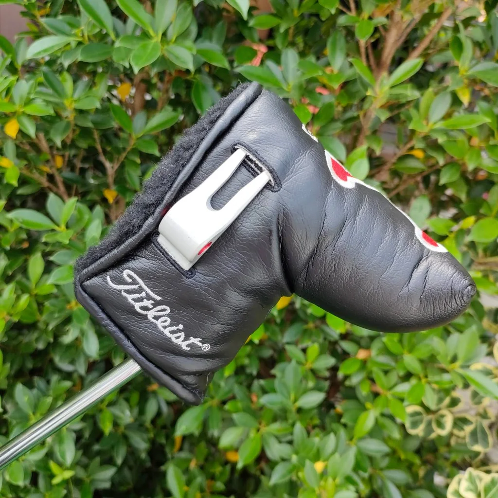 PUTTER TITLELIST SCOTTY CAMERON RED X 303 GSS INSERT ความยาว 34 นิ้ว สภาพสวยเดิมๆ PUTTER TITLELIST SCOTTY CAMERON RED X 303 GSS INSERT ความยาว 34 นิ้ว สภาพสวยเดิมๆ