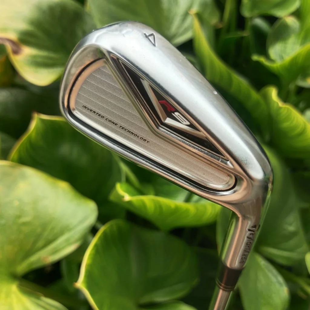 เหล็ก 4 Taylormade R9 เพิ่มพื้นที่ COR (Coefficient of Restitution) ให้กว้างขึ้นถึง 10% เหล็ก 4 Taylormade R9 เพิ่มพื้นที่ COR (Coefficient of Restitution) ให้กว้างขึ้นถึง 10%