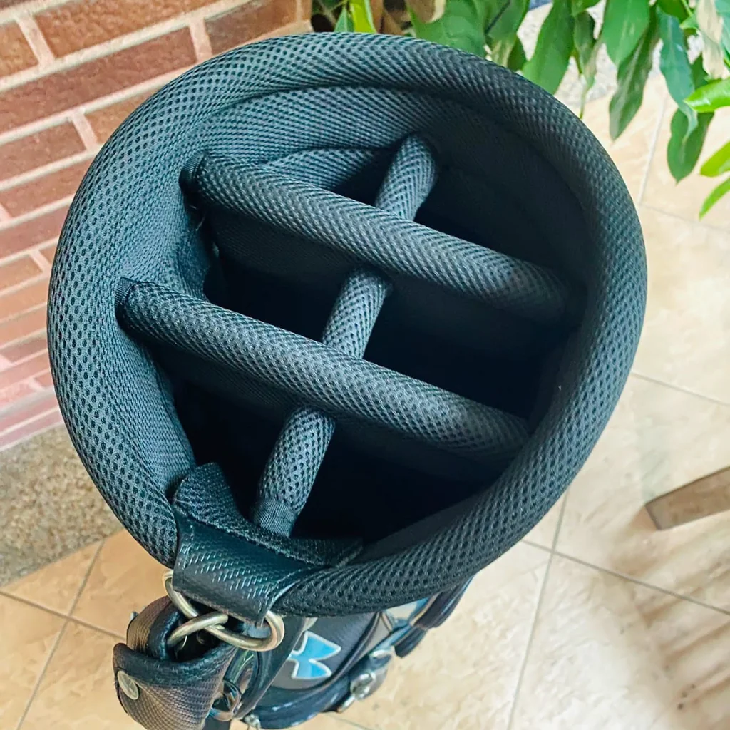 GOLF BAG UNDER ARMOUR CADDY BAG ยกระดับความพรีเมียมสไตล์สปอร์ตบนกรีน ด้วยกระเป๋ากอล์ฟดีไซน์โฉบเฉี่ยว