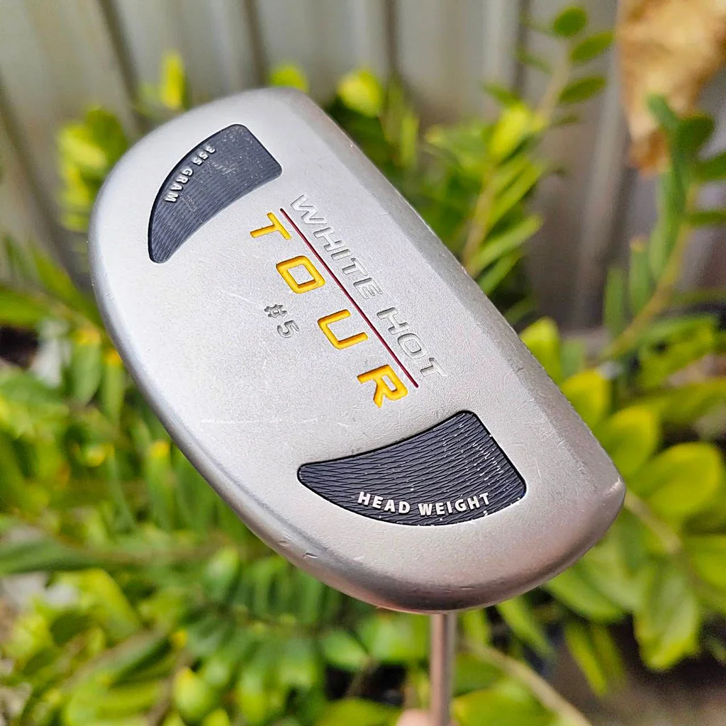 PUTTER ODYSSEY WHITE HOT TOUR #5 ความยาว 33 นิ้ว พัตเตอร์ทรงมอลเล็ตที่ชดเชยสูง ไม้กอล์ฟมือสอง ของแท้ BY NakaraLuxurious PUTTER ODYSSEY WHITE HOT TOUR #5 ความยาว 33 นิ้ว พัตเตอร์ทรงมอลเล็ตที่ชดเชยสูง ไม้กอล์ฟมือสอง ของแท้ BY NakaraLuxurious