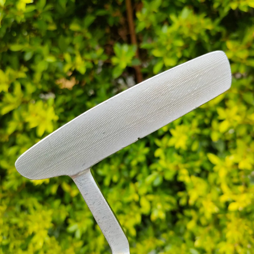 PUTTER NION FX-25 ความยาว 33 นิ้ว หน้า MILLED แบบลึกมาก พัตต์ได้บล๊านซ์มาก น้ำหนักก็ดี ไม้กอล์ฟมือสอง ของแท้ BY NakaraLuxurious PUTTER NION FX-25 ความยาว 33 นิ้ว หน้า MILLED แบบลึกมาก พัตต์ได้บล๊านซ์มาก น้ำหนักก็ดี ไม้กอล์ฟมือสอง ของแท้ BY NakaraLuxurious