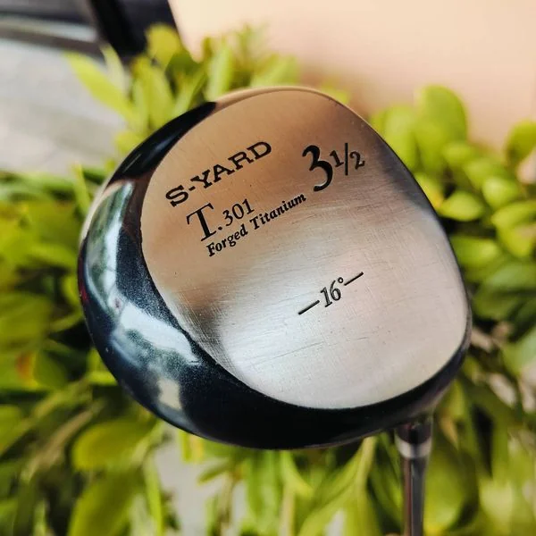 FW 3 ครึ่ง!!! S-YARD T.301 องศา 16 วัสดุ FORGED TITANIUM วัสดุพรีเมี่ยม ตีง่ายกว่า FW3 เป็นก้าน FLEX R2 สำหรับวงสวิงแบบสบายๆ ไม้กอล์ฟพรีเมี่ยมมือสอง ของแท้ By NakaraLuxurious FW 3 ครึ่ง!!! S-YARD T.301 องศา 16 วัสดุ FORGED TITANIUM วัสดุพรีเมี่ยม ตีง่ายกว่า FW3 เป็นก้าน FLEX R2 สำหรับวงสวิงแบบสบายๆ ไม้กอล์ฟพรีเมี่ยมมือสอง ของแท้ By NakaraLuxurious