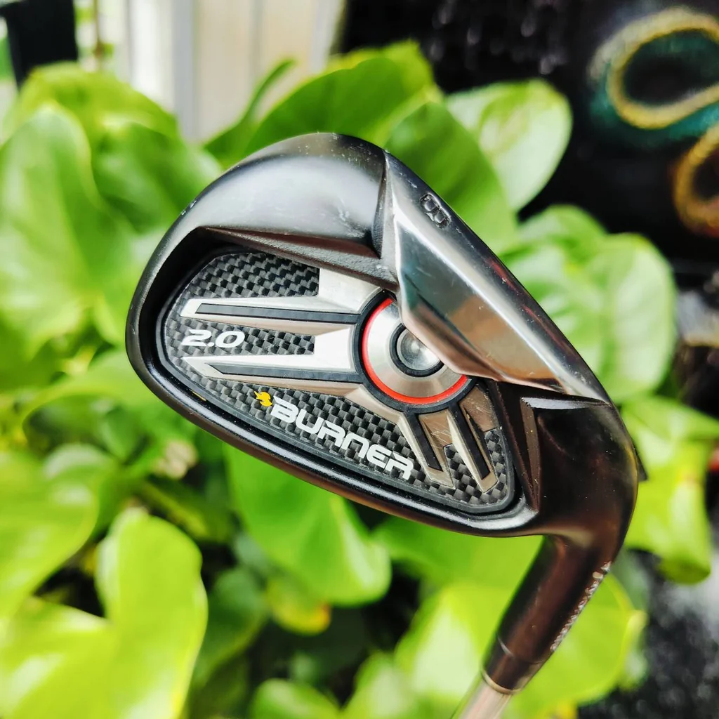 ชุดเหล็ก Taylormade BURNER 2.0 เป็นชุดที่พัฒนาปิดจุดอ่อนรอบด้าน ตีสนุกขึ้นมาก เข้าบอลแน่นขึ้น และได้ระยะทางที่ไกลขึ้นอย่างเห็นได้ชัด ไม้กอล์ฟพรีเมี่ยมมือสอง ของแท้ By NakaraLuxurious ชุดเหล็ก Taylormade BURNER 2.0 เป็นชุดที่พัฒนาปิดจุดอ่อนรอบด้าน ตีสนุกขึ้นมาก เข้าบอลแน่นขึ้น และได้ระยะทางที่ไกลขึ้นอย่างเห็นได้ชัด ไม้กอล์ฟพรีเมี่ยมมือสอง ของแท้ By NakaraLuxurious